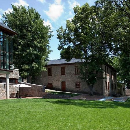 Albergue Francisco Giner De Los Rios Villablino Esterno foto