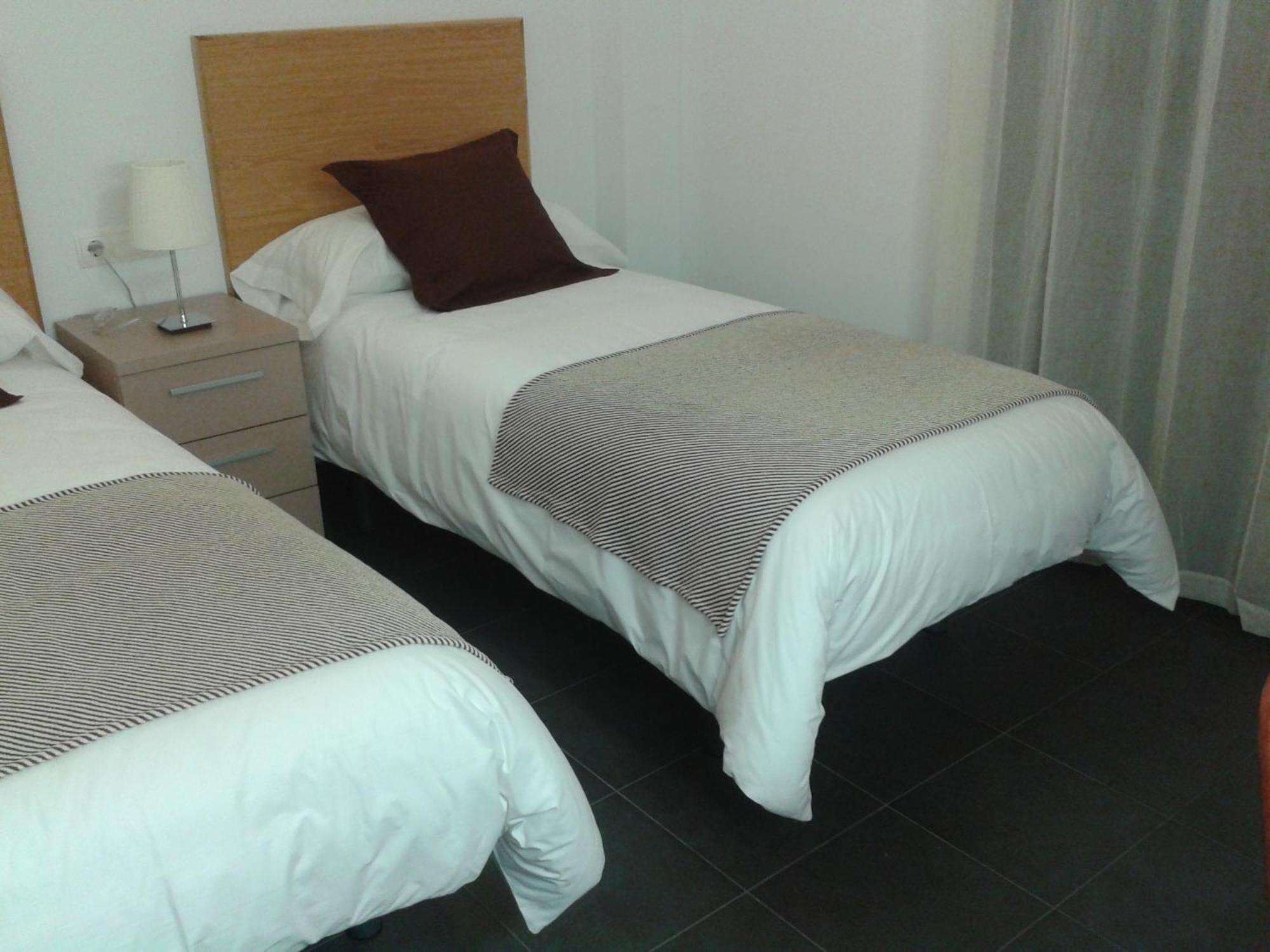 Albergue Francisco Giner De Los Rios Villablino Esterno foto